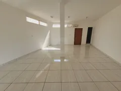 Loja / Salão / Ponto Comercial para alugar, 75m² no Osvaldo Rezende, Uberlândia - Foto 3