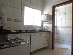 Apartamento com 3 Quartos à venda, 108m² no Umuarama, Uberlândia - Foto 13