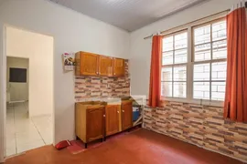 Casa com 4 Quartos à venda, 271m² no Santa Maria Goretti, Porto Alegre - Foto 6