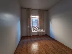 Casa com 3 Quartos à venda, 250m² no Setor Coimbra, Goiânia - Foto 8