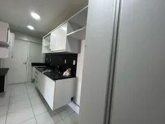Apartamento com 3 Quartos para alugar, 80m² no Boa Viagem, Recife - Foto 18