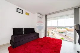 Sobrado com 4 Quartos à venda, 200m² no Uberaba, Curitiba - Foto 69