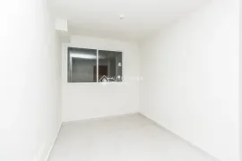 Apartamento com 2 Quartos para alugar, 45m² no Rubem Berta, Porto Alegre - Foto 2