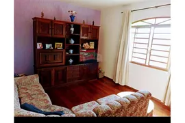 Casa com 3 Quartos à venda, 360m² no Copacabana, Belo Horizonte - Foto 10