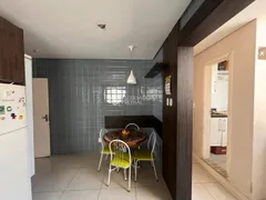 Apartamento com 3 Quartos para alugar, 137m² no Rio Branco, Porto Alegre - Foto 11