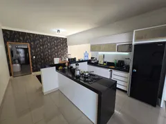 Casa com 3 Quartos à venda, 328m² no Ipase, Várzea Grande - Foto 7