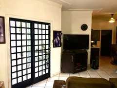 Casa com 6 Quartos à venda, 650m² no Jardim Califórnia, Cuiabá - Foto 2