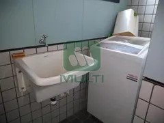 Apartamento com 1 Quarto para alugar, 50m² no Centro, Uberlândia - Foto 8