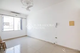 Apartamento com 2 Quartos à venda, 60m² no Floresta, Porto Alegre - Foto 7