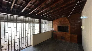 Casa com 3 Quartos à venda, 250m² no Saraiva, Uberlândia - Foto 14