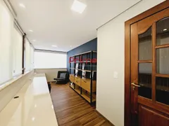 Casa de Condomínio com 3 Quartos para alugar, 1000m² no Condomínio Retiro do Chalé, Brumadinho - Foto 24