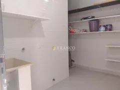 Casa com 3 Quartos à venda, 140m² no Jardim Gurilândia, Taubaté - Foto 17