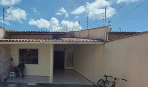 Casa com 3 Quartos à venda, 198m² no Passaré, Fortaleza - Foto 2