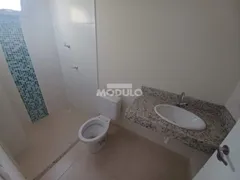 Apartamento com 2 Quartos para alugar, 60m² no Pampulha, Uberlândia - Foto 8