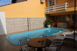 Casa com 4 Quartos para alugar, 290m² no Espiríto Santo, Porto Alegre - Foto 22
