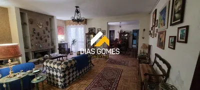 Casa com 3 Quartos à venda, 248m² no Centro, Pelotas - Foto 4