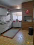 Casa com 2 Quartos à venda, 216m² no Santa Maria Goretti, Porto Alegre - Foto 18