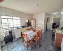 Sobrado com 2 Quartos à venda, 143m² no Vila Naly, Caçapava - Foto 5