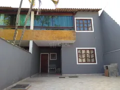 Casa com 3 Quartos para venda ou aluguel, 240m² no Village Sol e Mar, Rio das Ostras - Foto 1