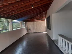 Casa com 3 Quartos à venda, 256m² no Jardim Santa Lúcia, Araraquara - Foto 4