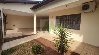 Casa com 4 Quartos à venda, 240m² no Jardim Paraiso II, Botucatu - Foto 3