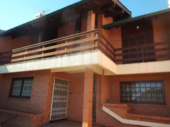 Casa com 3 Quartos à venda, 263m² no Fião, São Leopoldo - Foto 2