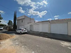 Casa com 3 Quartos para alugar, 250m² no Santa Luzia, Uberlândia - Foto 1