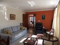 Casa com 3 Quartos à venda, 1350m² no Centro, Miguel Pereira - Foto 2