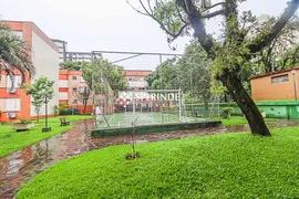 Apartamento com 3 Quartos para alugar, 76m² no Mont' Serrat, Porto Alegre - Foto 21