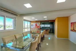 Apartamento com 2 Quartos à venda, 73m² no Passo da Areia, Porto Alegre - Foto 5