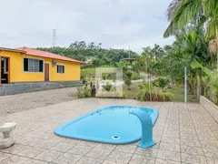 Fazenda / Sítio / Chácara com 3 Quartos à venda, 112m² no Areias de Cima Guaporanga, Biguaçu - Foto 1