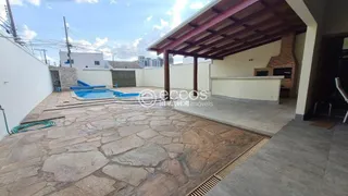 Casa com 4 Quartos à venda, 179m² no Jardim Karaíba, Uberlândia - Foto 2