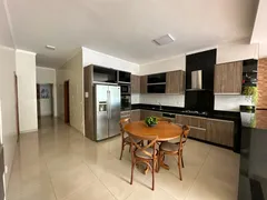 Casa de Condomínio com 4 Quartos à venda, 240m² no Condomínio do Lago, Goiânia - Foto 5