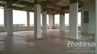 Conjunto Comercial / Sala para alugar, 14m² no Osvaldo Rezende, Uberlândia - Foto 7