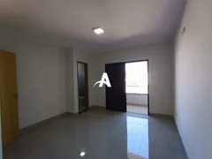 Sobrado com 3 Quartos à venda, 123m² no Aclimacao, Uberlândia - Foto 4