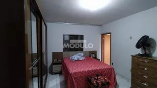 Casa com 2 Quartos à venda, 146m² no Granada, Uberlândia - Foto 7