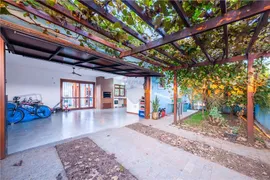 Casa com 3 Quartos à venda, 257m² no Camobi, Santa Maria - Foto 29