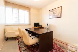 Conjunto Comercial / Sala à venda, 37m² no Centro, Curitiba - Foto 2