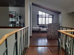 Casa com 4 Quartos à venda, 430m² no Cidade Jardim, Uberlândia - Foto 3