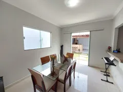 Casa com 3 Quartos à venda, 170m² no Tubalina, Uberlândia - Foto 2