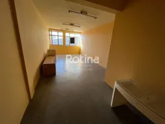 Conjunto Comercial / Sala para alugar, 40m² no Centro, Uberlândia - Foto 2