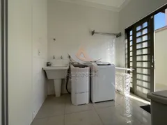 Casa com 3 Quartos à venda, 234m² no Jardim Anhanguéra, Ribeirão Preto - Foto 26