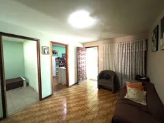 Sobrado com 4 Quartos à venda, 198m² no Xaxim, Curitiba - Foto 13