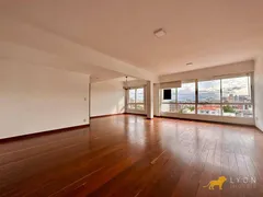 Apartamento com 2 Quartos à venda, 110m² no Petrópolis, Porto Alegre - Foto 1