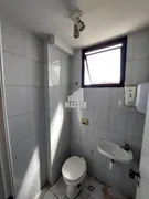 Conjunto Comercial / Sala para alugar, 28m² no Parque Residencial Laranjeiras, Serra - Foto 4