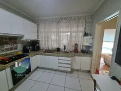 Casa com 5 Quartos para alugar, 250m² no Jardim Califórnia, Ribeirão Preto - Foto 18