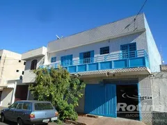 Casa com 5 Quartos à venda, 306m² no Umuarama, Uberlândia - Foto 2