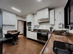 Apartamento com 3 Quartos à venda, 220m² no Centro, Uberlândia - Foto 5