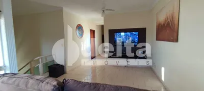 Casa com 3 Quartos à venda, 250m² no Nova Uberlandia, Uberlândia - Foto 5