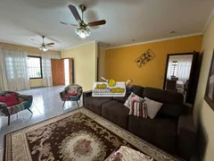 Casa com 3 Quartos à venda, 229m² no Jardim Induberaba, Uberaba - Foto 2